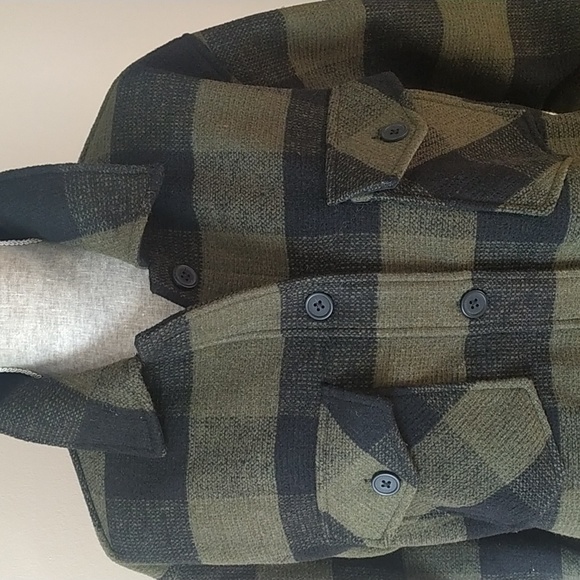 RDI Buffalo Plaid Shacket - Picture 2 of 7
